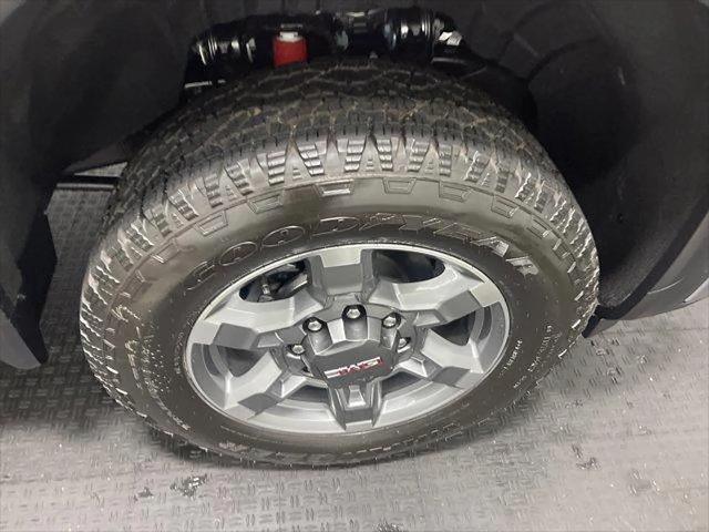 2026 GMC Sierra 2500HD Crew Cab, Standard Bed, SLT, 4WD