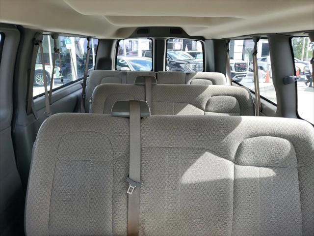 2020 Chevrolet Express Passenger RWD 3500 Extended Wheelbase LT