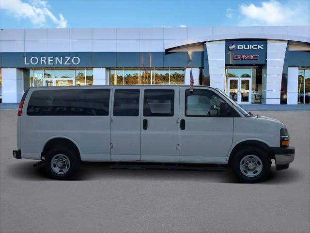 2020 Chevrolet Express Passenger RWD 3500 Extended Wheelbase LT