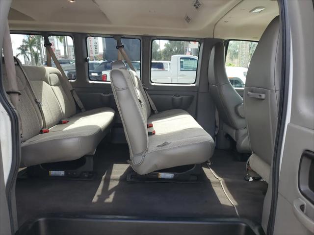 2020 Chevrolet Express Passenger RWD 3500 Extended Wheelbase LT