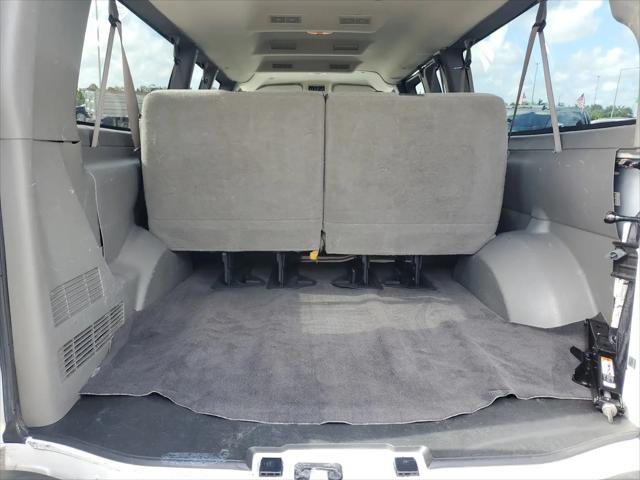 2020 Chevrolet Express Passenger RWD 3500 Extended Wheelbase LT