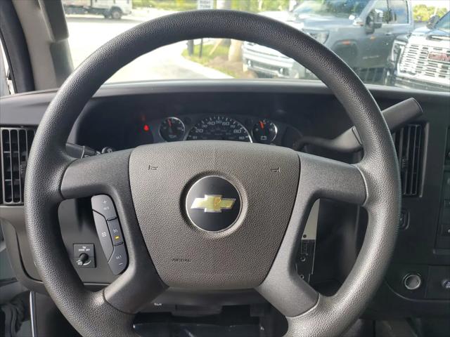 2020 Chevrolet Express Passenger RWD 3500 Extended Wheelbase LT
