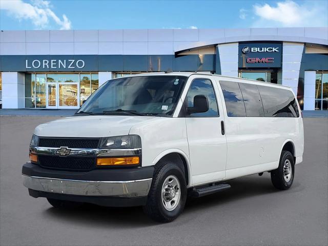 2020 Chevrolet Express Passenger RWD 3500 Extended Wheelbase LT for sale in Doral, FL