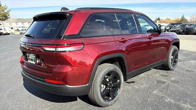2025 Jeep Grand Cherokee Altitude X 4x4