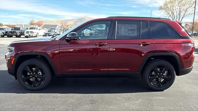2025 Jeep Grand Cherokee Altitude X 4x4