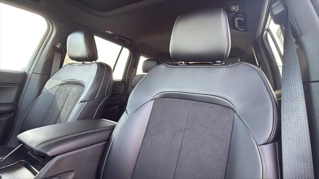 2025 Jeep Grand Cherokee Altitude X 4x4