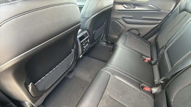 2025 Jeep Grand Cherokee Altitude X 4x4