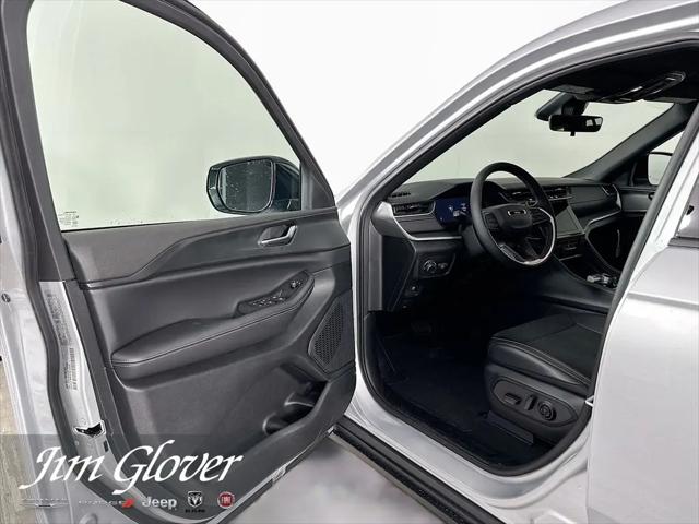 2025 Jeep Grand Cherokee L Altitude X 4x4