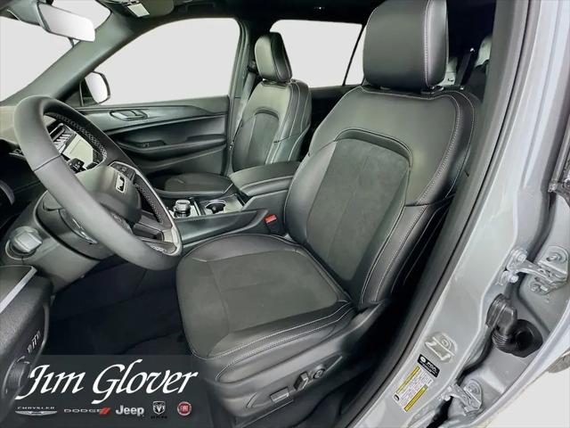2025 Jeep Grand Cherokee L Altitude X 4x4