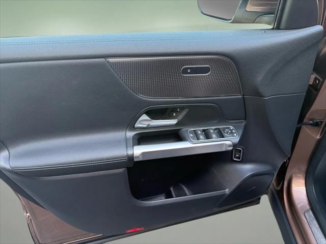 2022 Mercedes-Benz 300 4MATIC