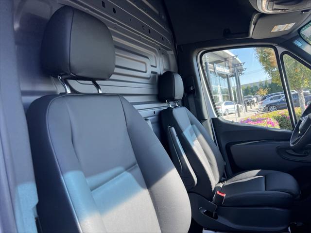 2025 Mercedes-Benz Sprinter 2500 Standard Roof 4-Cyl Diesel HO