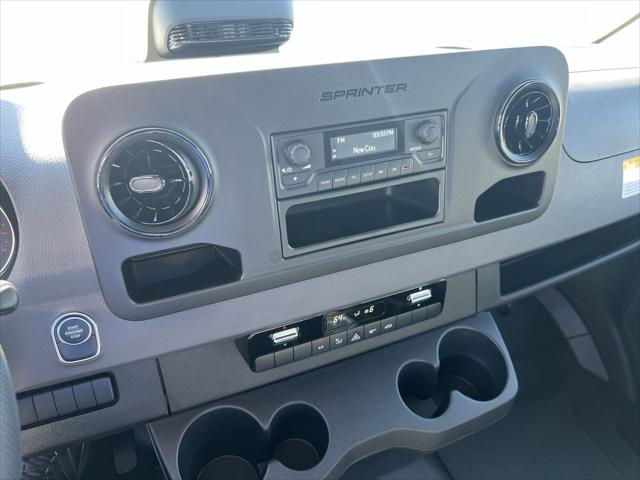 2025 Mercedes-Benz Sprinter 2500 Standard Roof 4-Cyl Diesel HO