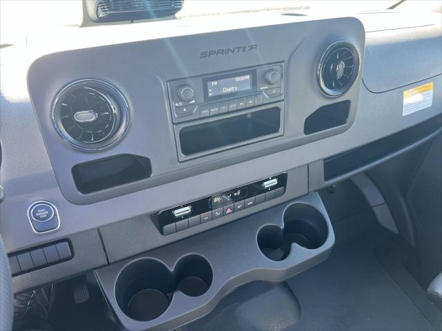 2025 Mercedes-Benz Sprinter 2500 Standard Roof 4-Cyl Diesel HO