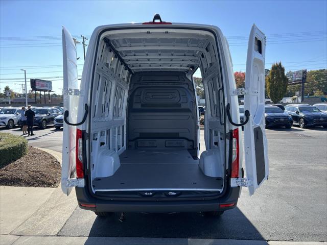 2025 Mercedes-Benz Sprinter 2500 Standard Roof 4-Cyl Diesel HO