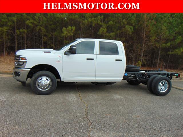 2026 RAM Ram 3500 Chassis Cab RAM 3500 TRADESMAN CREW CAB CHASSIS 4X4 60 CA