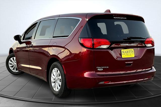 2017 Chrysler Pacifica Touring 2017 Chrysler Pacifica Touring