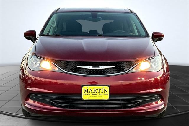 2017 Chrysler Pacifica Touring 2017 Chrysler Pacifica Touring
