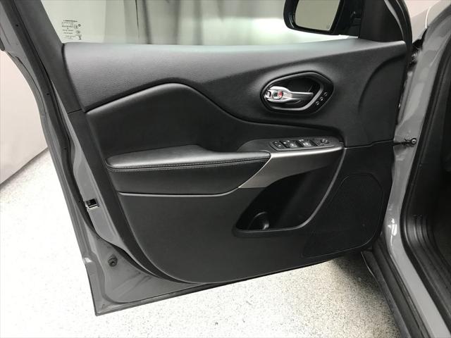 2022 Jeep Cherokee Limited 4x4 2022 Jeep Cherokee Limited 4x4