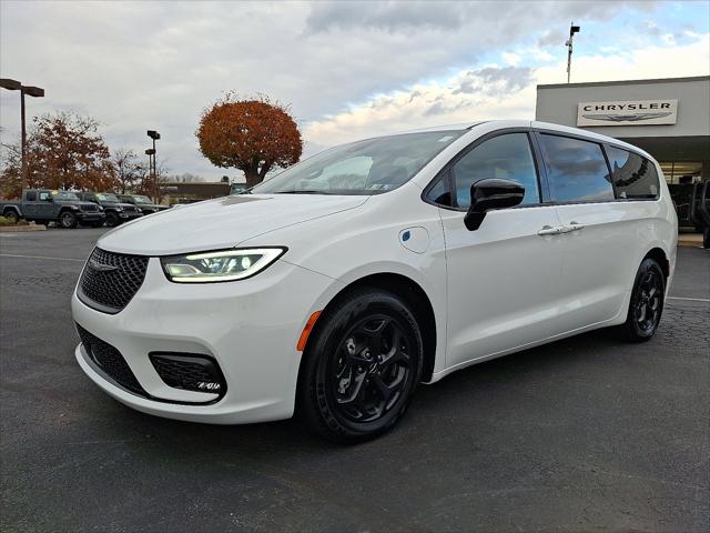 2023 Chrysler Pacifica Hybrid Limited 2023 Chrysler Pacifica Hybrid Limited