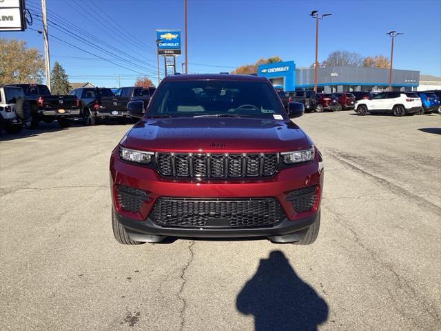2025 Jeep Grand Cherokee GRAND CHEROKEE ALTITUDE 4X4 2025 Jeep Grand Cherokee GRAND CHEROKEE ALTITUDE 4X4