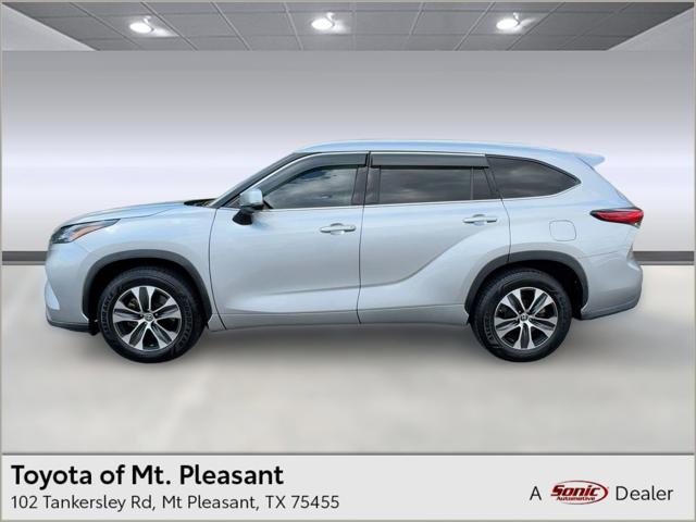 2022 Toyota Highlander XLE 2022 Toyota Highlander XLE