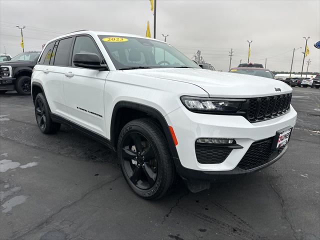 2023 Jeep Grand Cherokee Limited 4x4 2023 Jeep Grand Cherokee Limited 4x4