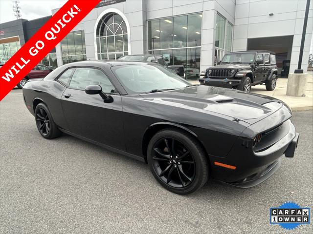 2017 Dodge Challenger SXT 2017 Dodge Challenger SXT