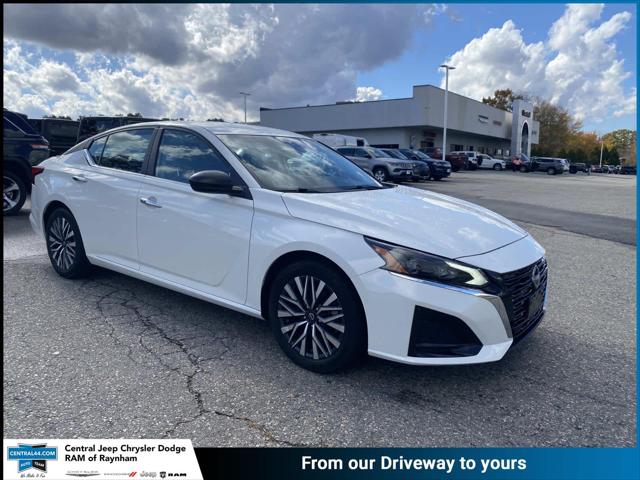 2024 Nissan Altima SV FWD