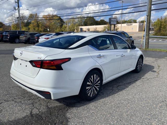 2024 Nissan Altima SV FWD