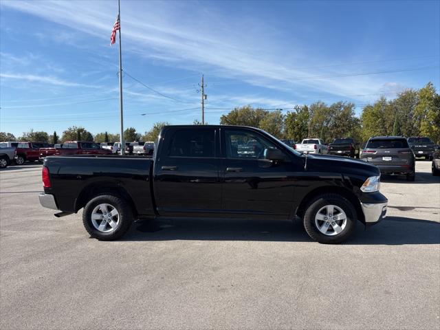 2021 RAM 1500 Classic Tradesman Crew Cab 4x4 57 Box 2021 RAM 1500 Classic Tradesman Crew Cab 4x4 57 Box