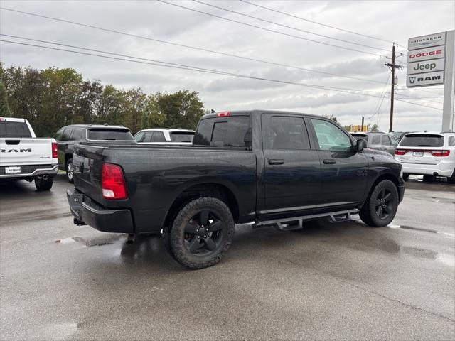2018 RAM 1500 Big Horn Crew Cab 4x4 57 Box