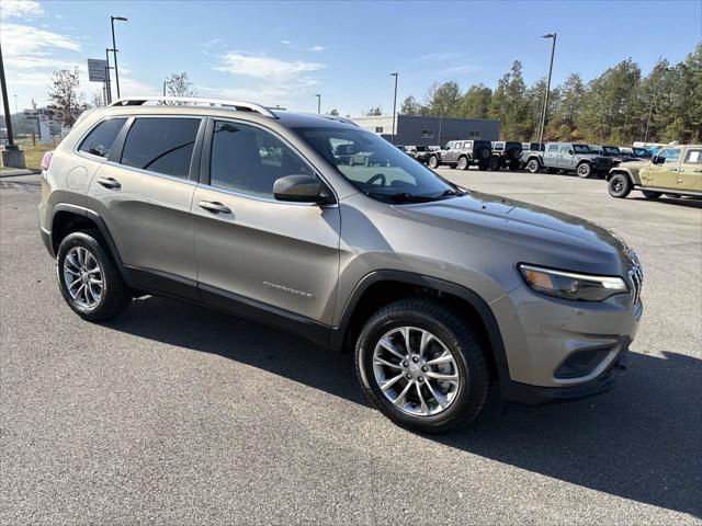 2019 Jeep Cherokee Latitude Plus 4x4 2019 Jeep Cherokee Latitude Plus 4x4