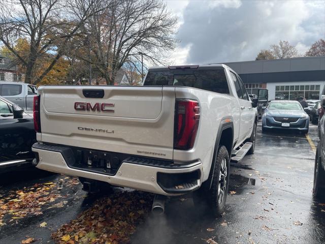 2025 GMC Sierra 2500HD 4WD Crew Cab Standard Bed Denali