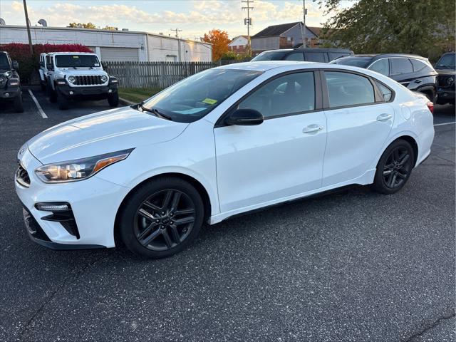 2021 Kia Forte GT-Line 2021 Kia Forte GT-Line
