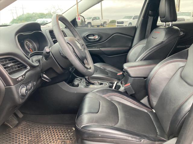 2022 Jeep Cherokee Trailhawk 4x4 2022 Jeep Cherokee Trailhawk 4x4