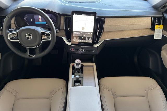 2026 Volvo XC90 Plus, B6 AWD Gas (mild hybrid), Gasoline, Bright, 7 Seats