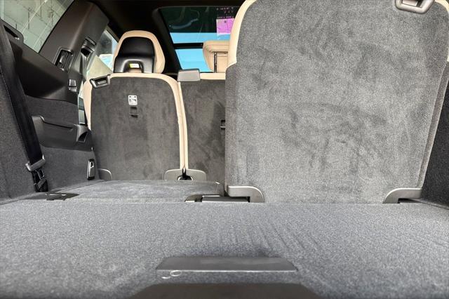 2026 Volvo XC90 Plus, B6 AWD Gas (mild hybrid), Gasoline, Bright, 7 Seats