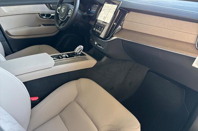 2026 Volvo XC90 Plus, B6 AWD Gas (mild hybrid), Gasoline, Bright, 7 Seats