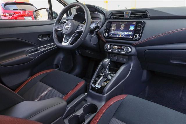 2025 Nissan Versa 1.6 SR