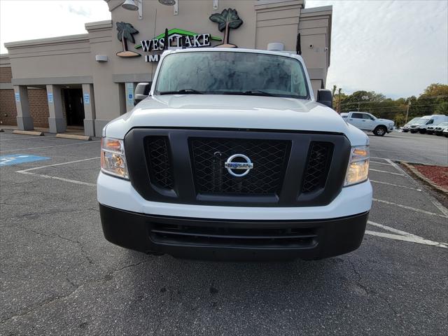 2020 Nissan 1500 SV Standard Roof V6