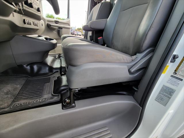 2020 Nissan 1500 SV Standard Roof V6