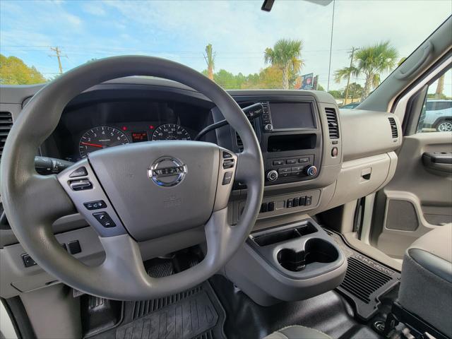 2020 Nissan 1500 SV Standard Roof V6
