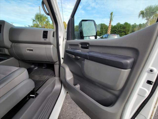 2020 Nissan 1500 SV Standard Roof V6