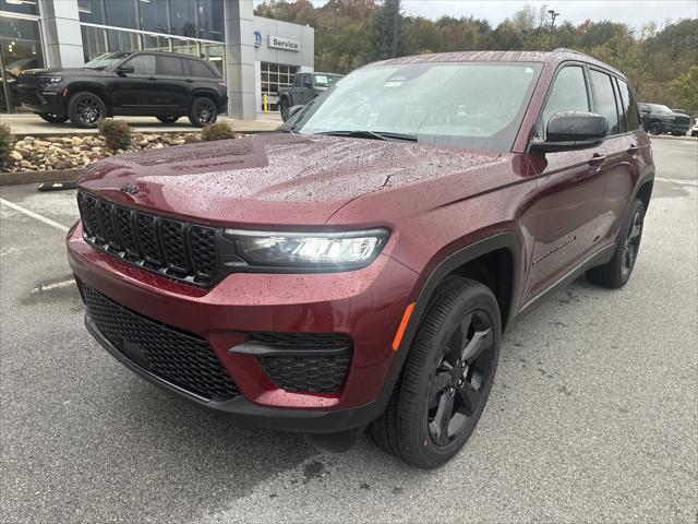 2025 Jeep Grand Cherokee Altitude X 4x4