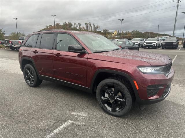 2025 Jeep Grand Cherokee Altitude X 4x4