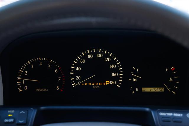 2000 Toyota Crown Majesta RHD