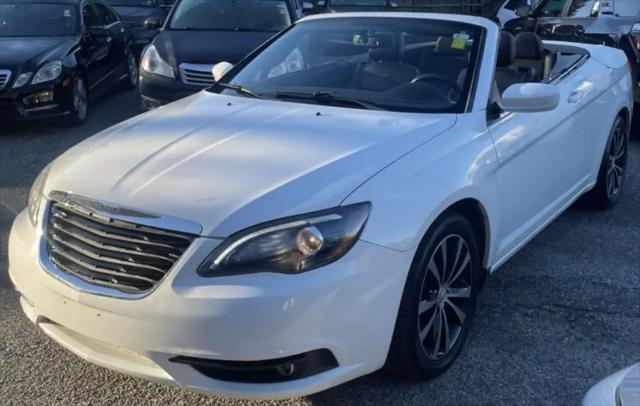 2013 Chrysler 200 S for sale in Avon, MA