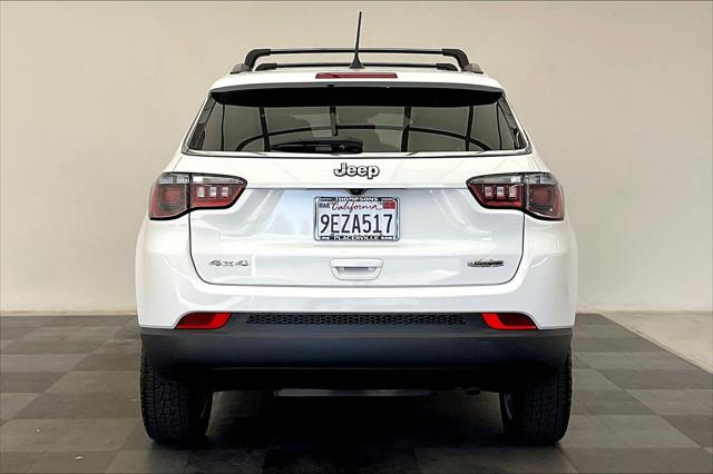 2022 Jeep Compass Latitude Lux 4x4 2022 Jeep Compass Latitude Lux 4x4