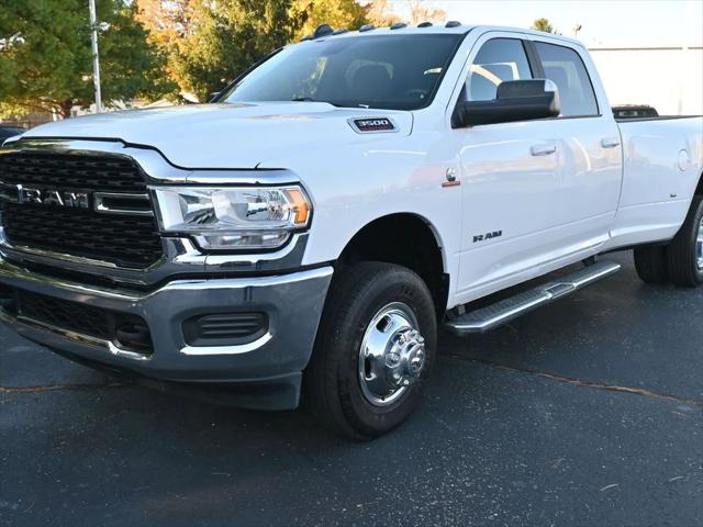 2022 RAM 3500 Big Horn Crew Cab 4x4 8 Box