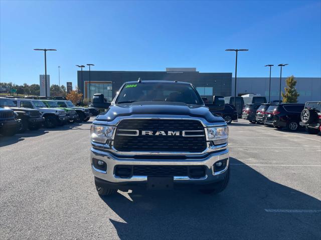 2024 RAM 2500 Big Horn Crew Cab 4x4 64 Box 2024 RAM 2500 Big Horn Crew Cab 4x4 64 Box